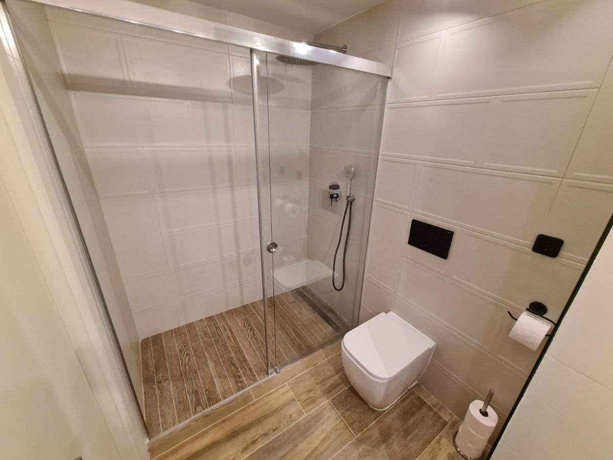 Residence Bali 托雷维耶哈 外观 照片